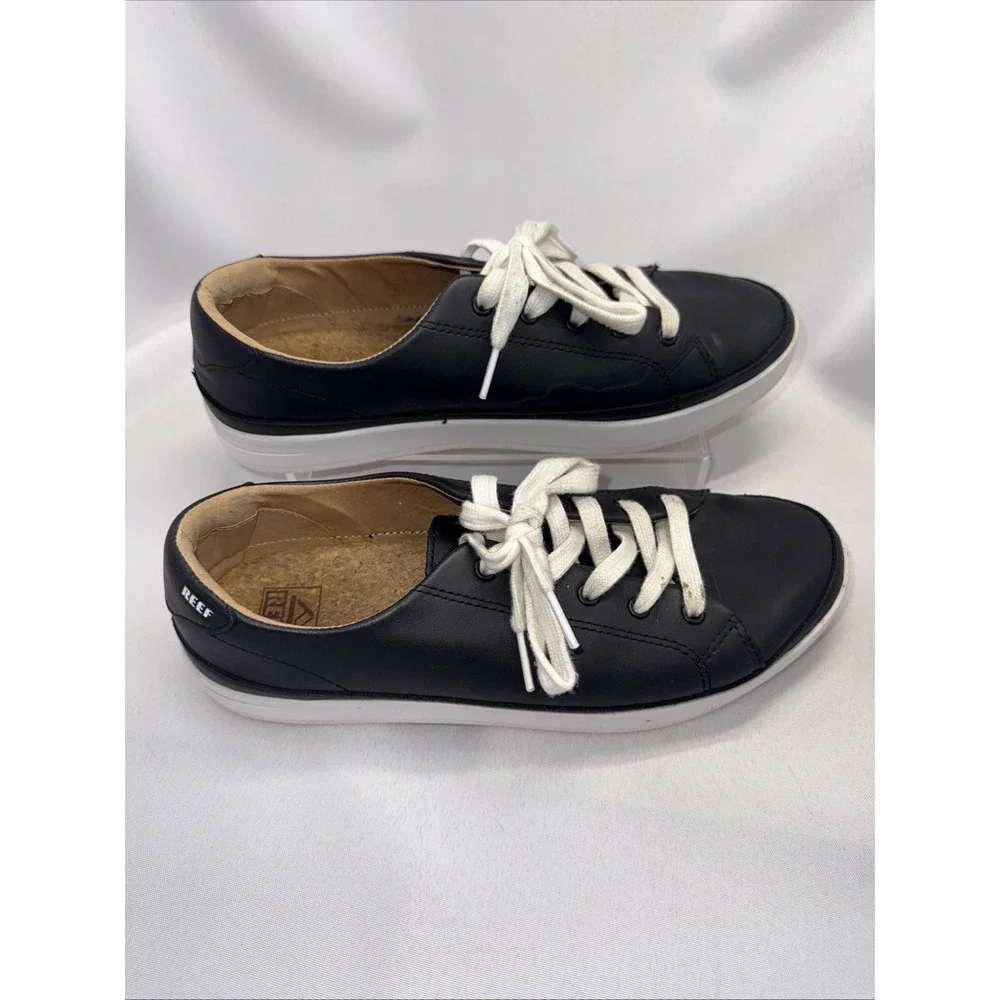 Reef Cushion Sunset Women's Sneakers‎ - Navy & White - Size 9.5
